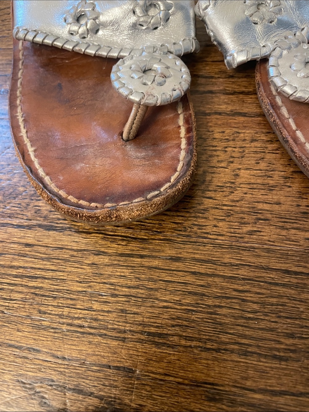Jack Rogers Silver Metallic Leather Thong Sandals - Picture 3 of 4